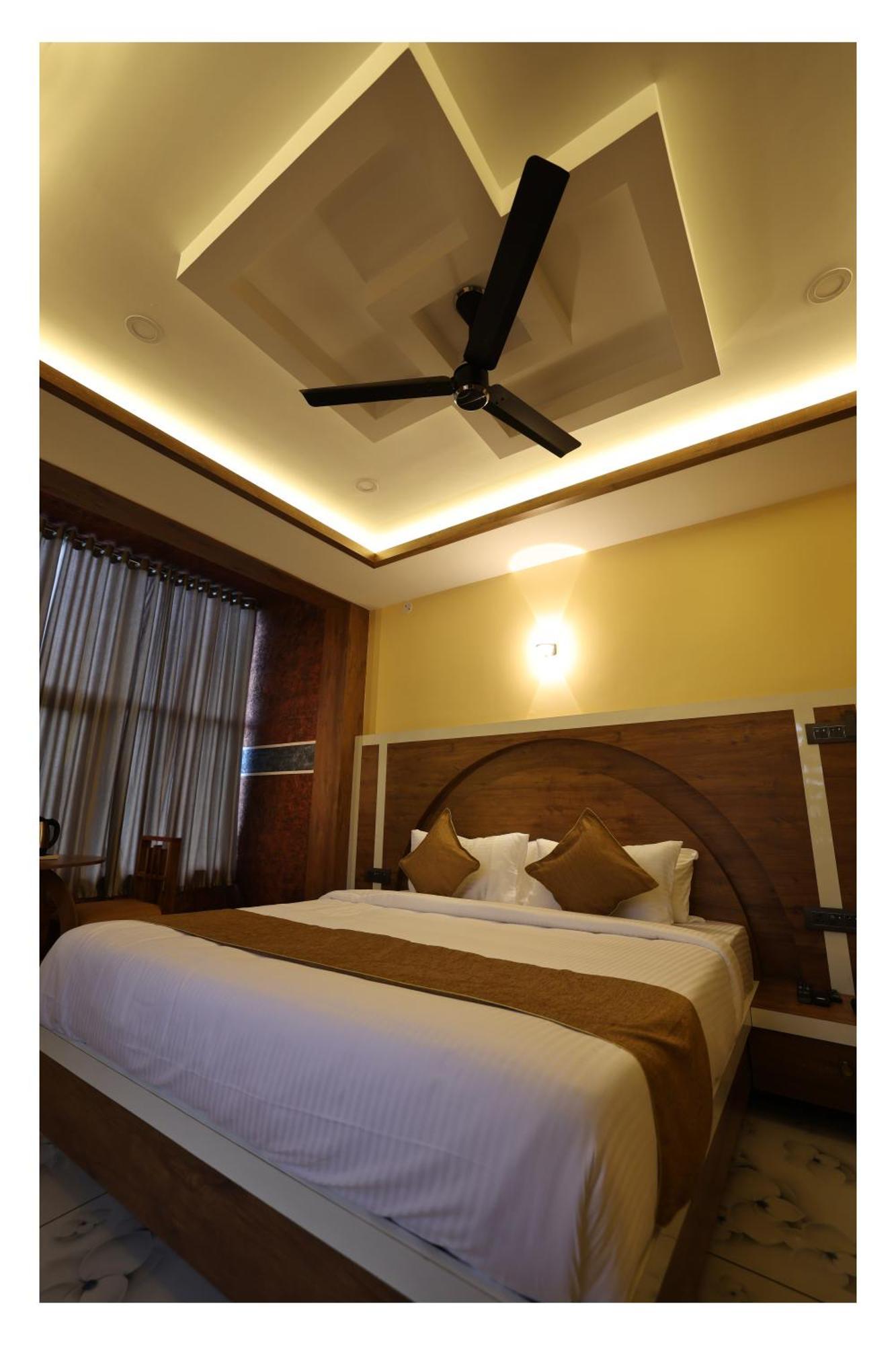Hydel Palace Athirappilly By Bestinn Leisure Ngoại thất bức ảnh
