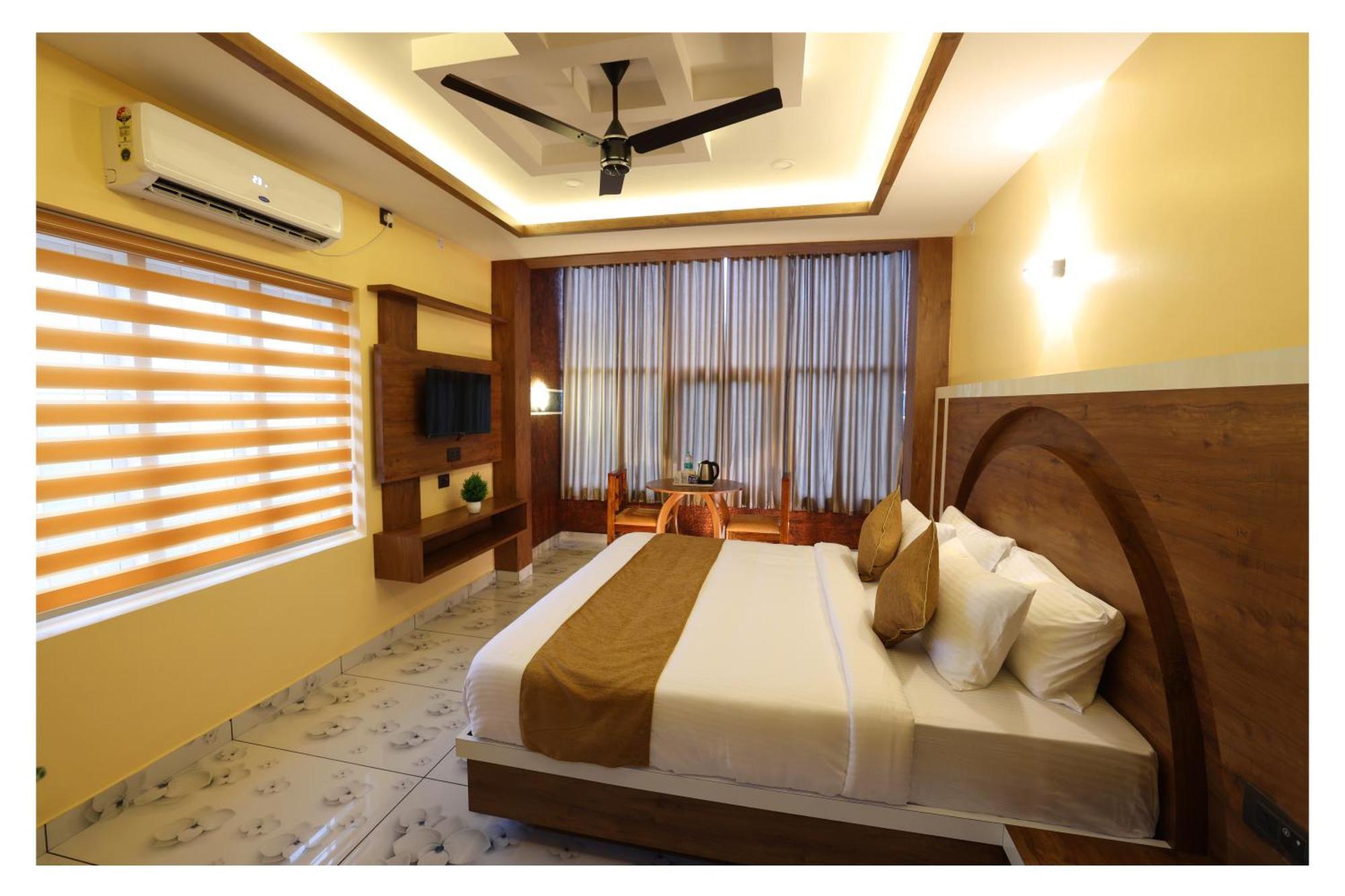 Hydel Palace Athirappilly By Bestinn Leisure Ngoại thất bức ảnh