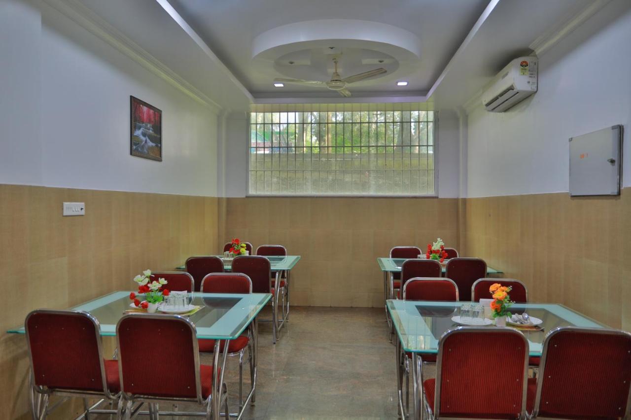 Hydel Palace Athirappilly By Bestinn Leisure Ngoại thất bức ảnh